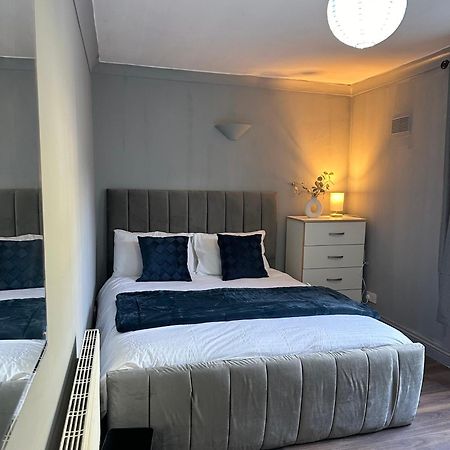 Luxury Room In A 4 Bedroom Flat! 4 Minutes Walk To Kingscross, St Pancras ลอนดอน ภายนอก รูปภาพ