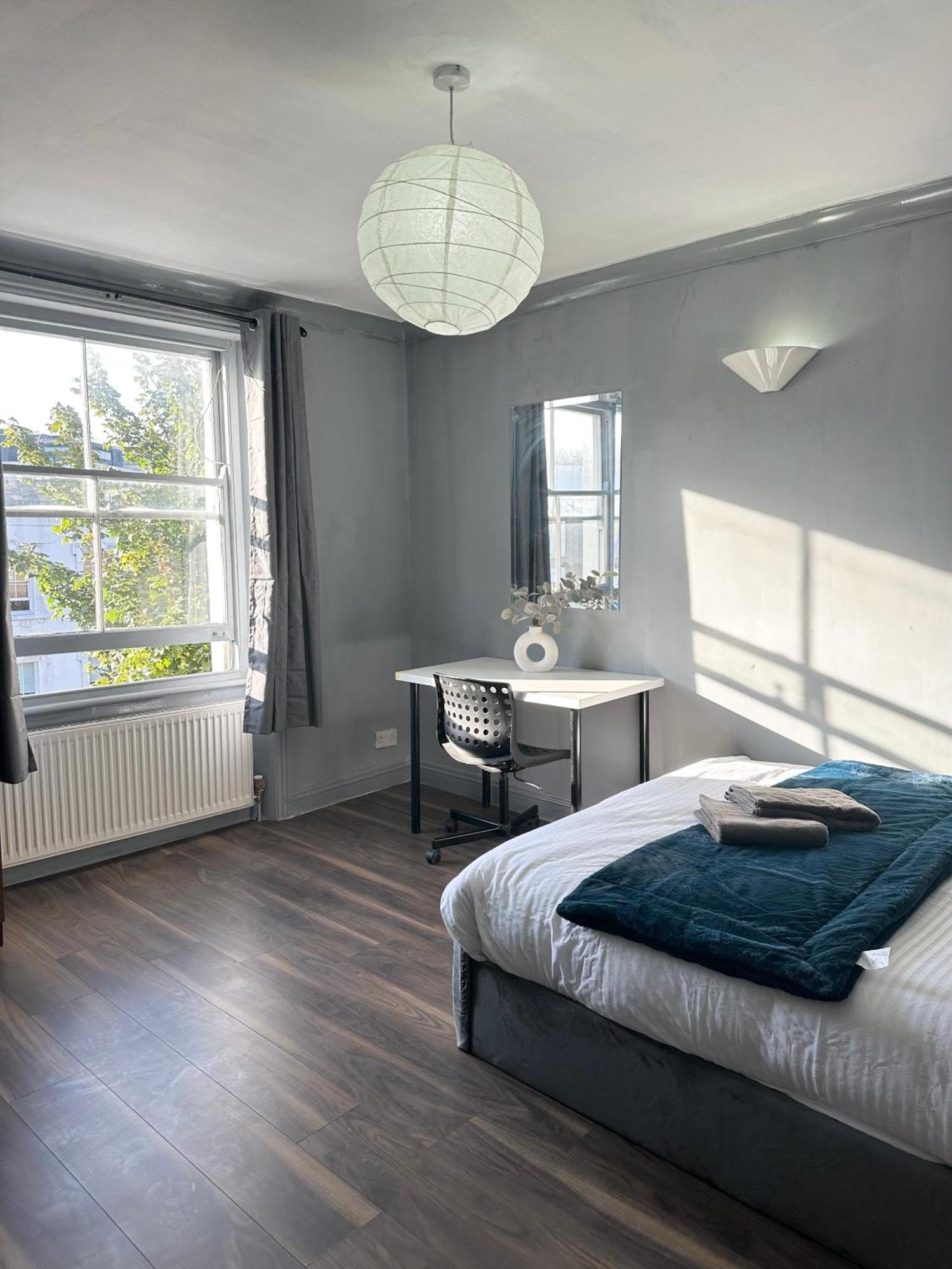 Luxury Room In A 4 Bedroom Flat! 4 Minutes Walk To Kingscross, St Pancras ลอนดอน ภายนอก รูปภาพ