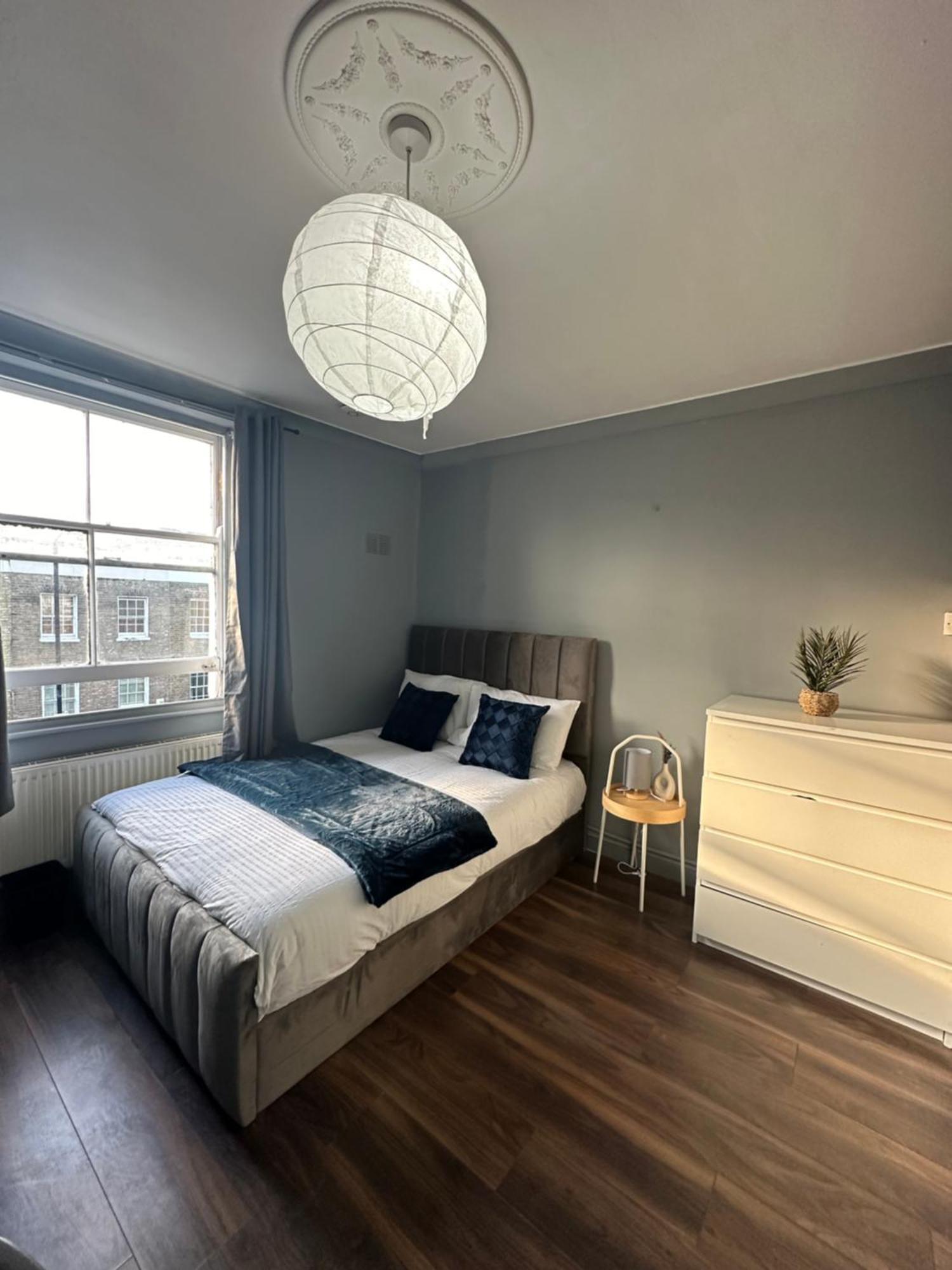 Luxury Room In A 4 Bedroom Flat! 4 Minutes Walk To Kingscross, St Pancras ลอนดอน ภายนอก รูปภาพ