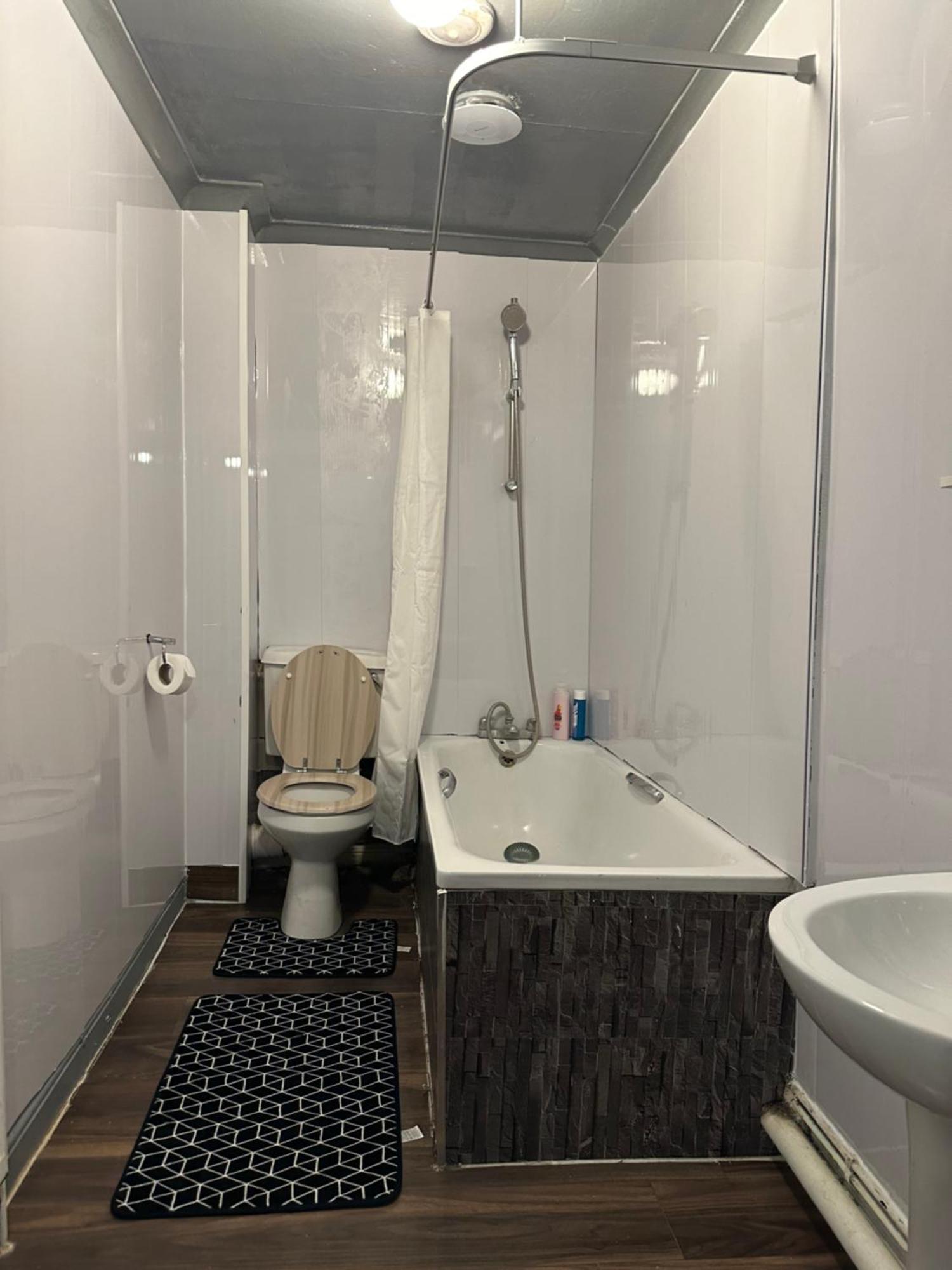 Luxury Room In A 4 Bedroom Flat! 4 Minutes Walk To Kingscross, St Pancras ลอนดอน ภายนอก รูปภาพ