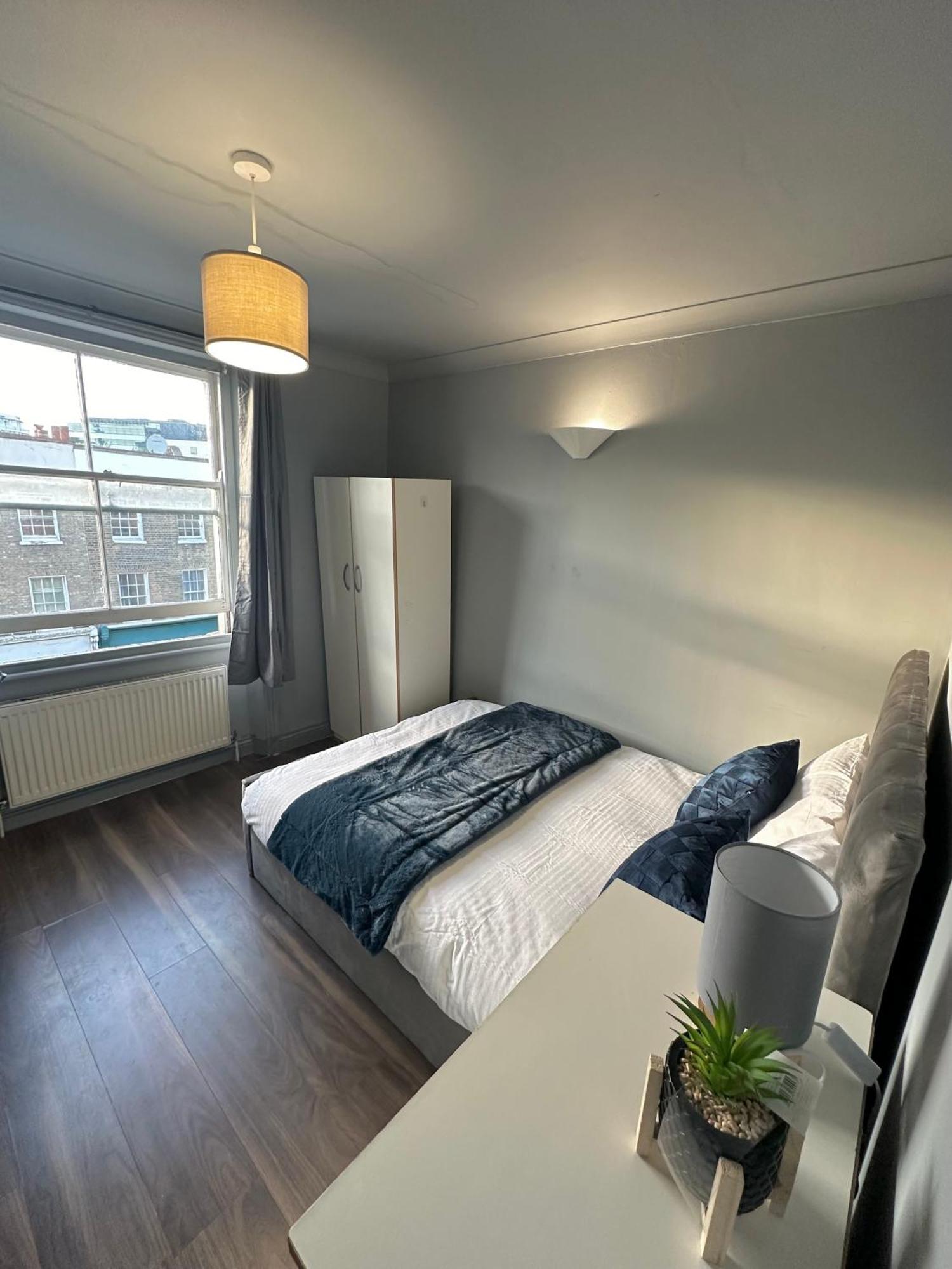 Luxury Room In A 4 Bedroom Flat! 4 Minutes Walk To Kingscross, St Pancras ลอนดอน ภายนอก รูปภาพ